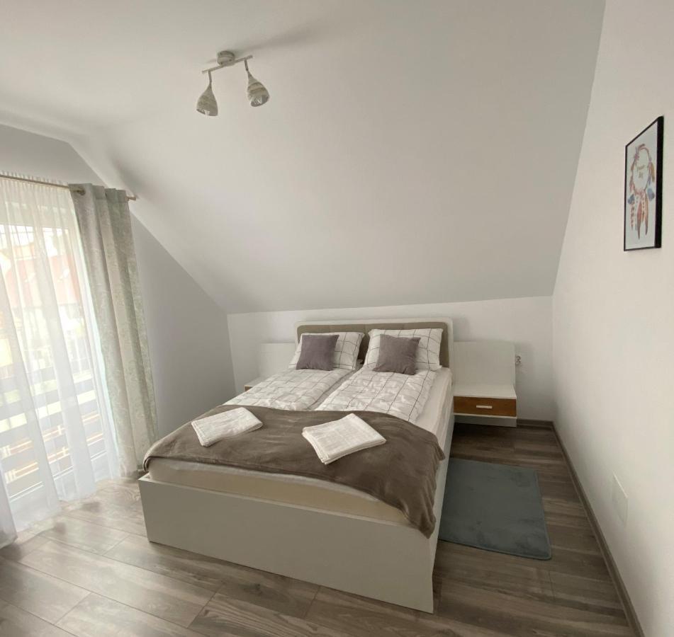 Fenyo Apartman House I Одорхею-Секуйеск Экстерьер фото